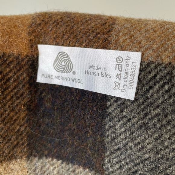 J.Crew Plaid 100% Morino Wool Scarf - Picture 6 of 7